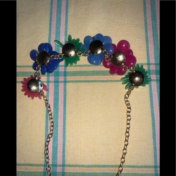 TALBOTS Mixed Media Flower Necklace - Picture 4 of 4